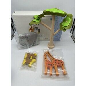 2013 Pottery Barn Kids Safari Accessories Set Wooden Animals Tree NEW NOS HTF